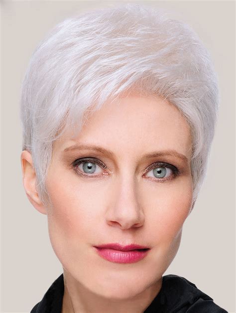 Sleek Straight Short Synthetic Grey Wigs VS Human Hair Wigs: Ultimate Comparison